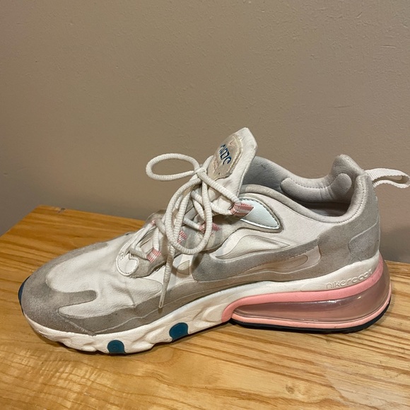 Nike Wmns Air Max 270 React 'American Modern” - Picture 4 of 16